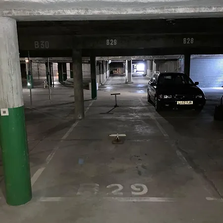 Appartement Pied Des Pistes/hyper Centre/balcon/parking